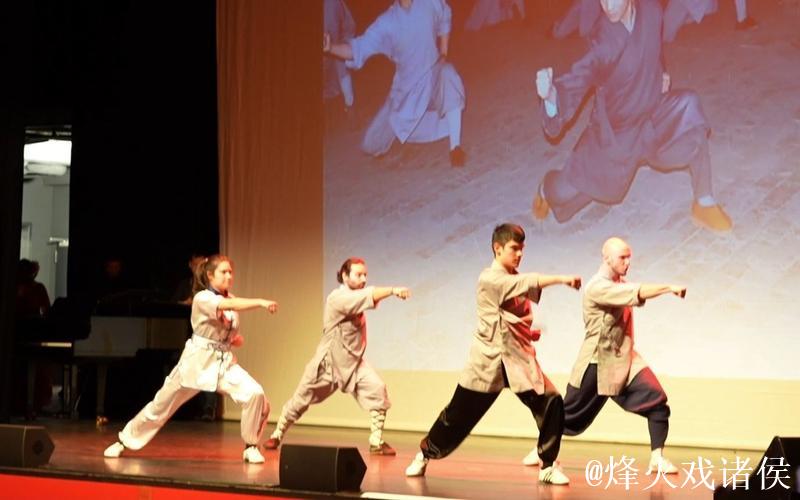 李建宾精准接腿摔展现武术智慧,2000年散打王争霸赛技惊四座 李建宾精准接腿摔展现武术智慧,2000年散打王争霸赛技惊四座